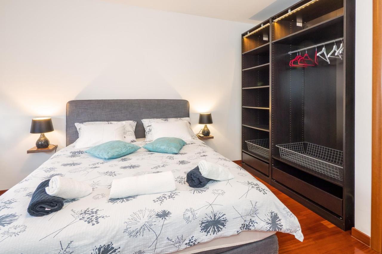 Airy 2-Br Apt W/ Open Layout & Modern Design Apartment Split Ngoại thất bức ảnh